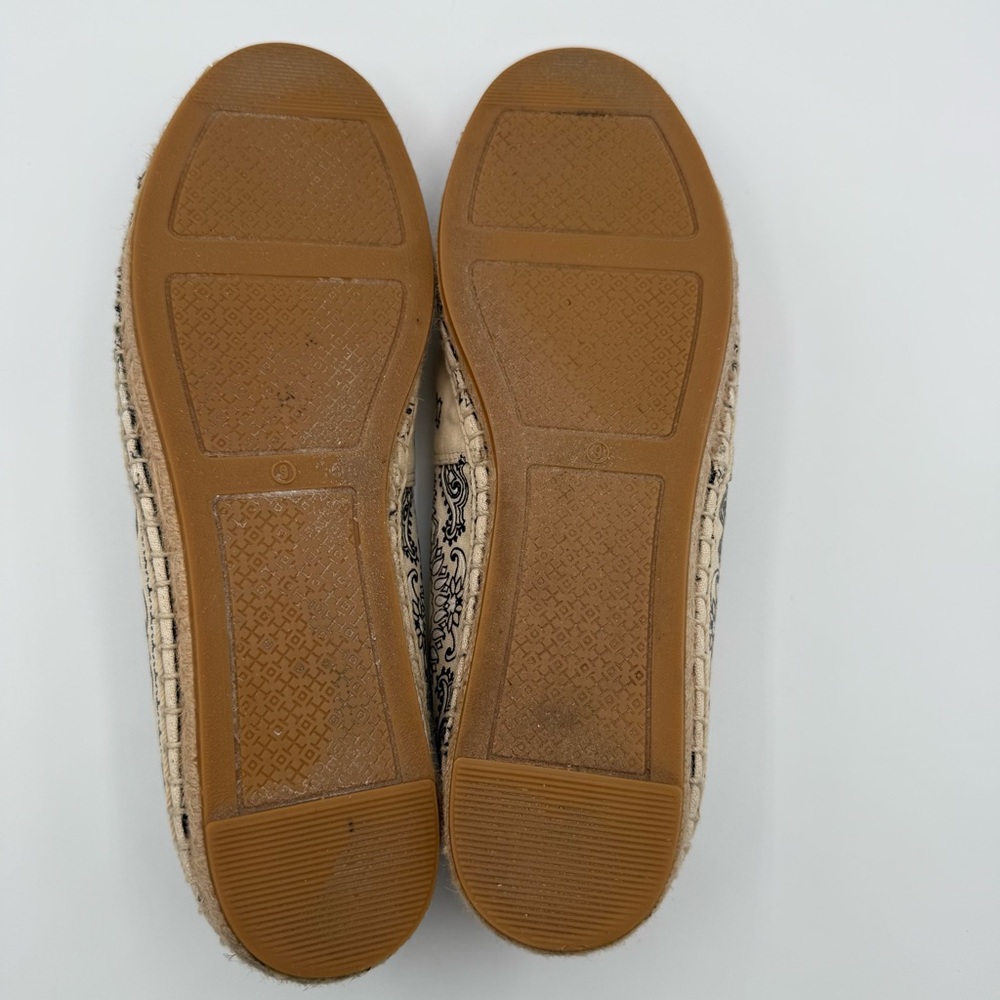 Tory Burch Black and Cream Espadrilles - Picture 4 of 16